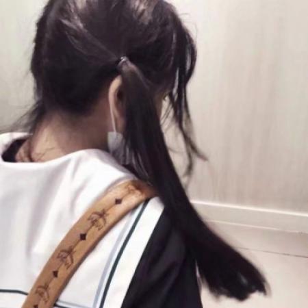 武井咲（饰 神谷熏） - 游戏直播实时在线观看 - 手机直播